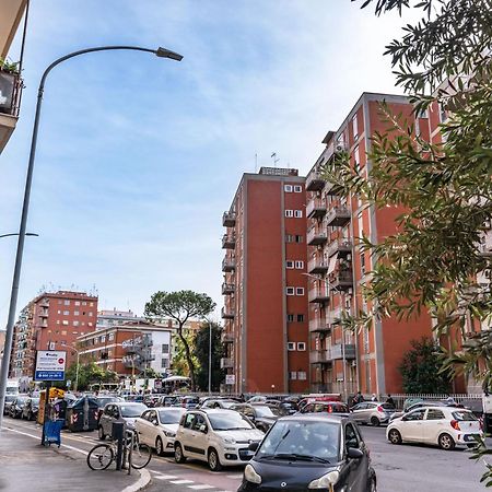 Stasera A Casa Da M.E. Rome Exterior photo